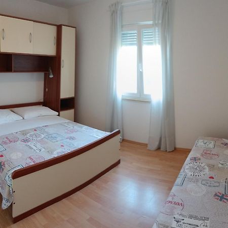 Apartments Oaza Regi Medulin Bagian luar foto