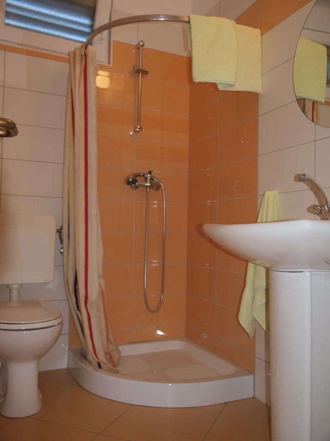 Apartments Oaza Regi Medulin Bagian luar foto